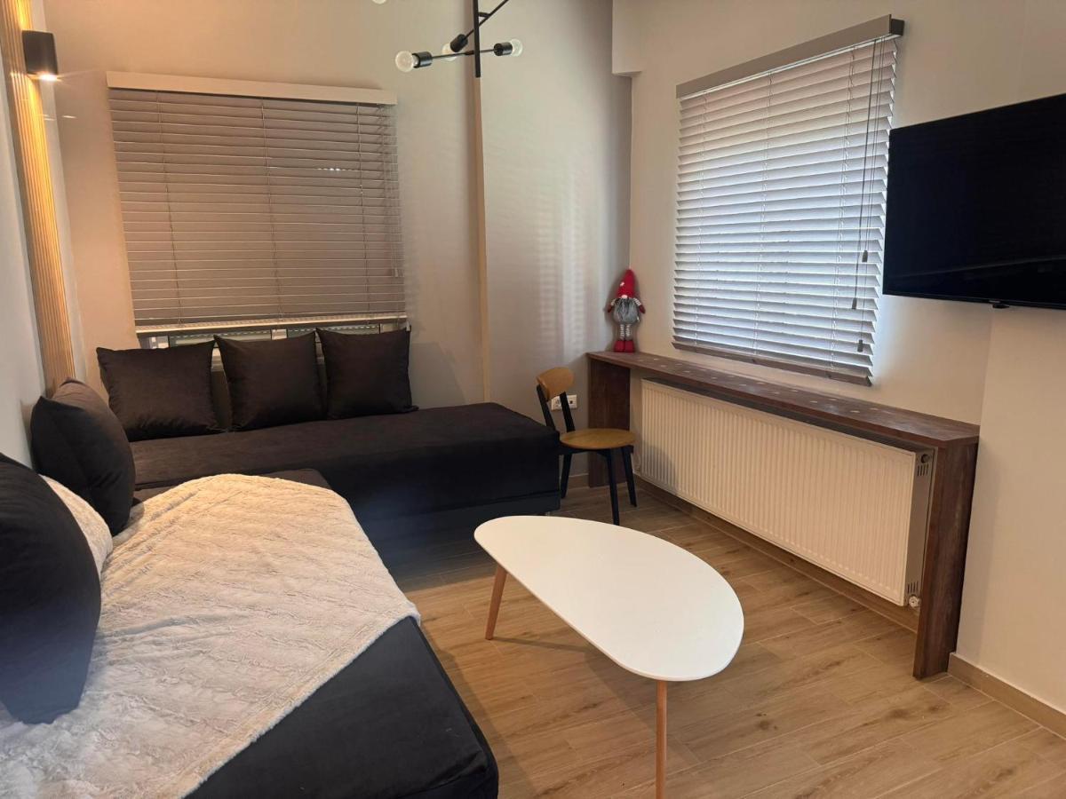 Alexander Luxury Sea * Néa Khilí