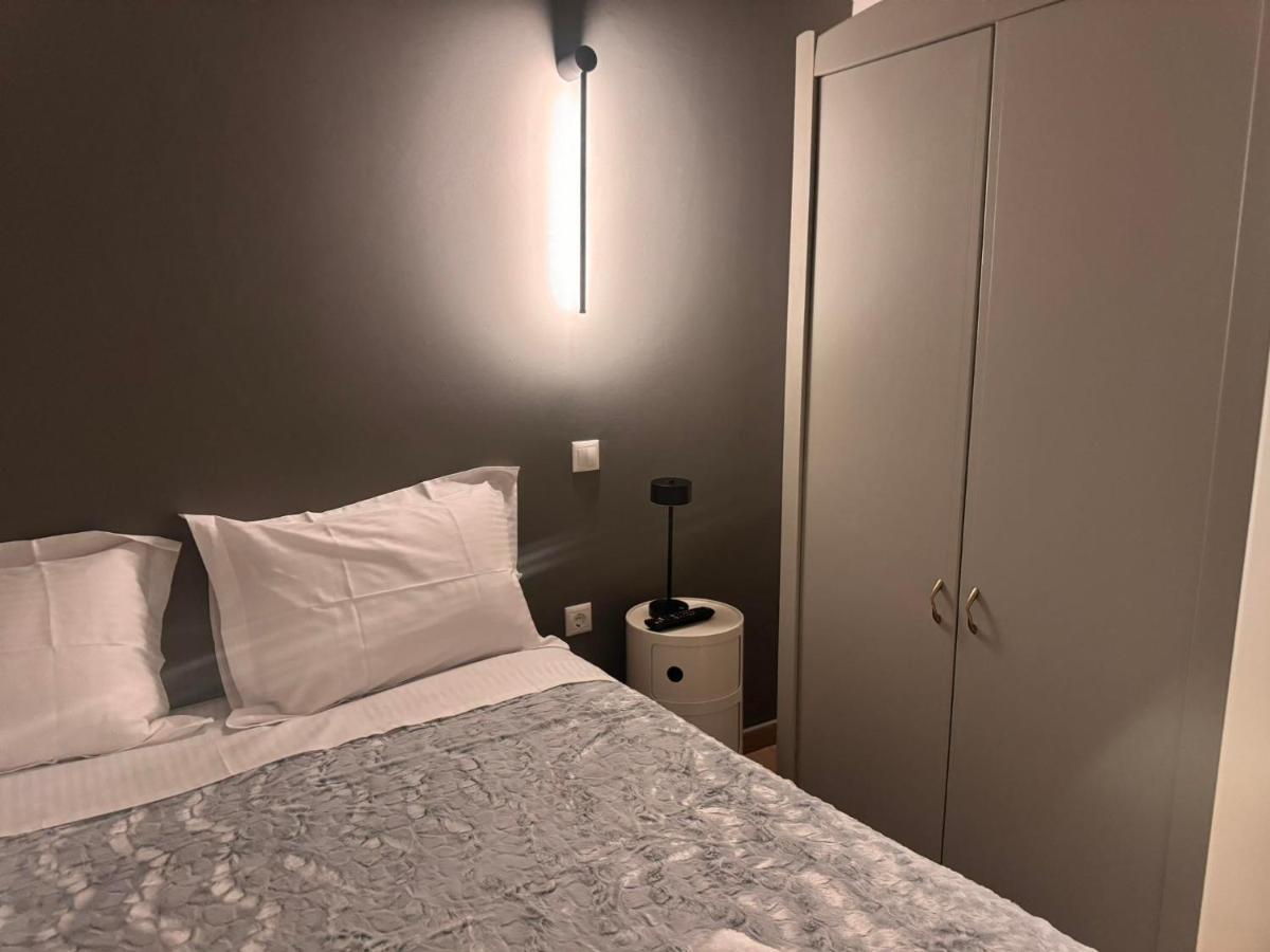Alexander Luxury Sea Néa Khilí