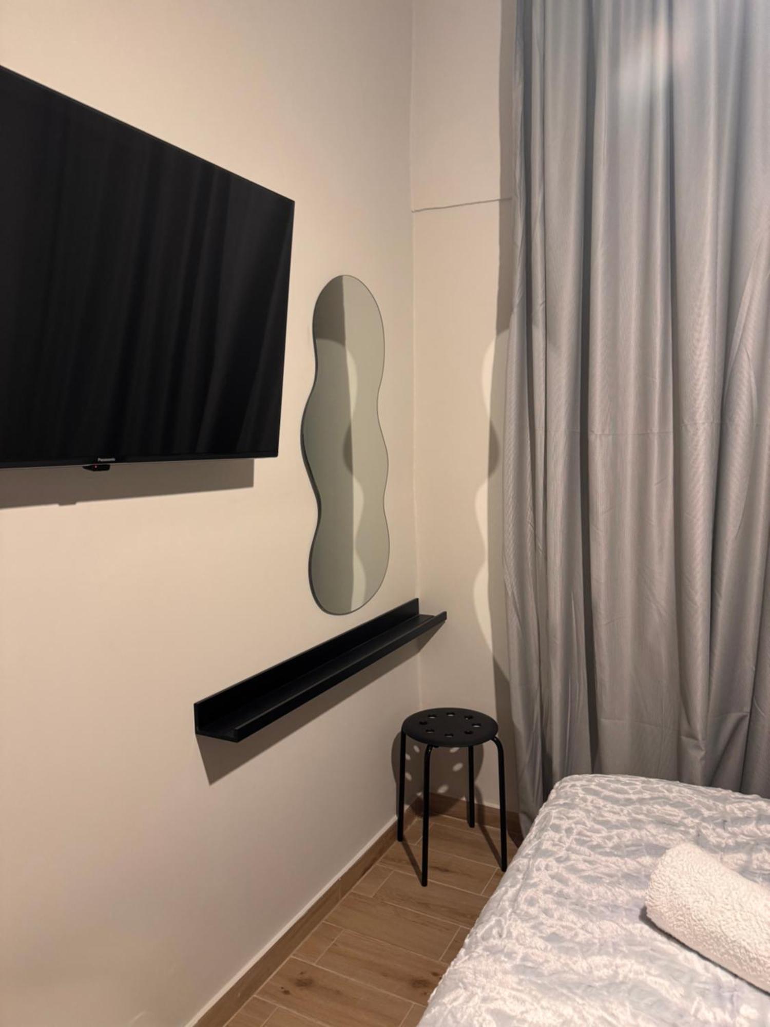 Alexander Luxury Sea Apartment Néa Khilí
